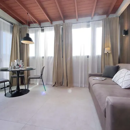 100m Dal Vaticano Oasi Luxury 2 Terraces * Rom