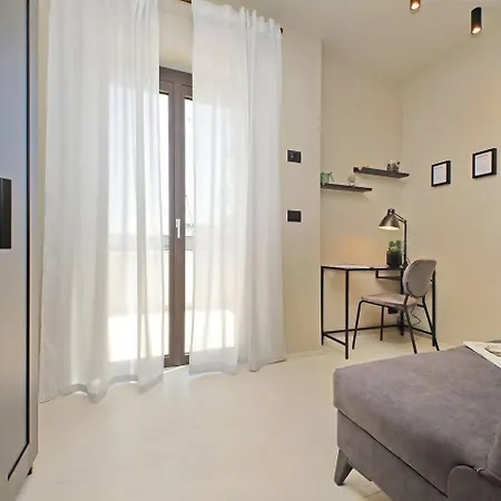Emmas Vatican Flat Apartment *
